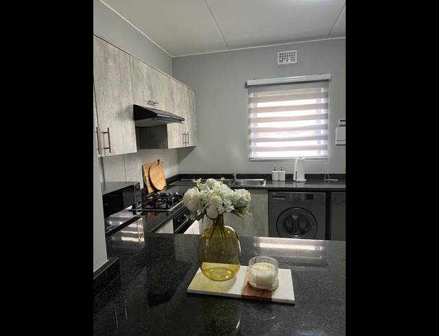 2 BEDROOM TOWNHOUSE FOR SALE IN NORTON'S HOME ESTATE